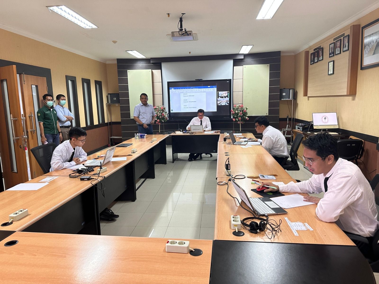 Departemen Ortopedi dan Traumatologi RSP Unhas Menggelar Ujian Institusi sebagai Persiapan Menuju Ujian Board Nasional 2024